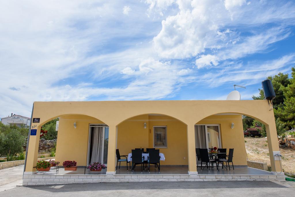 Apartments Patricia Trogir Exteriör bild